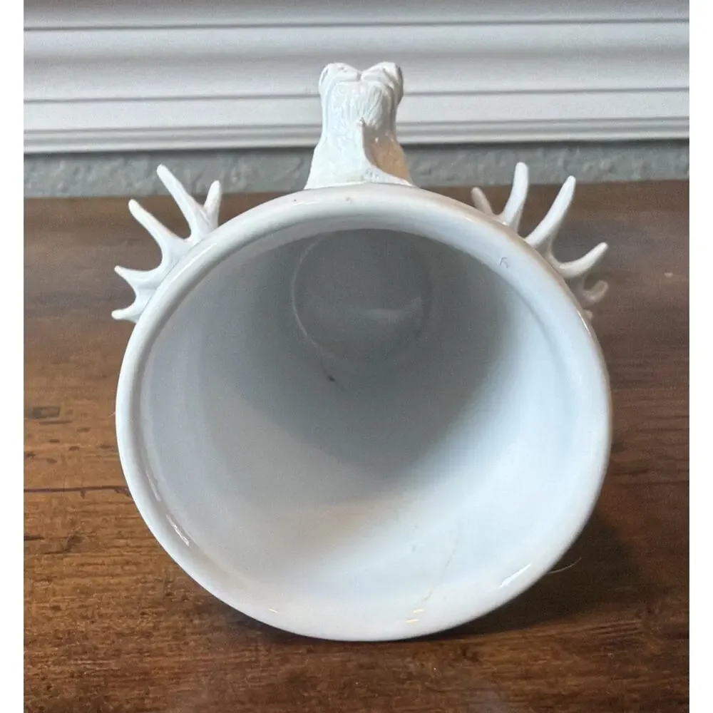 Unbranded moose head